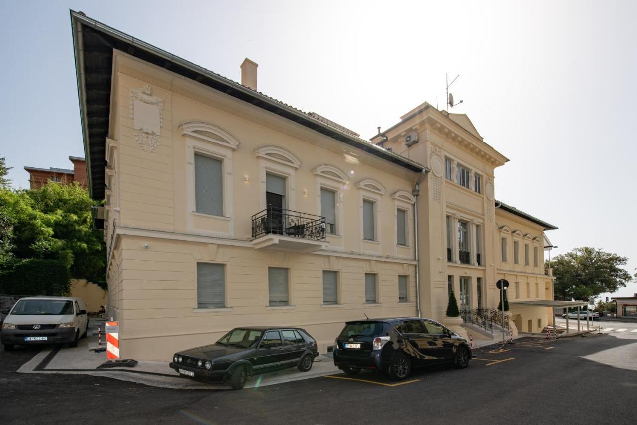 Apartman Paun Lejlighed Opatija Eksteriør billede
